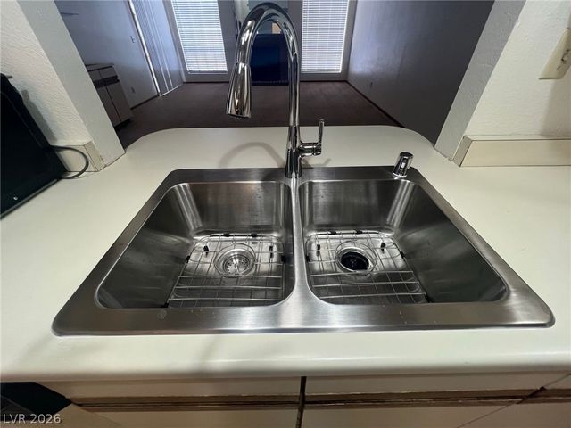 5205 Orchard Hills Avenue, Las Vegas, NV 89130