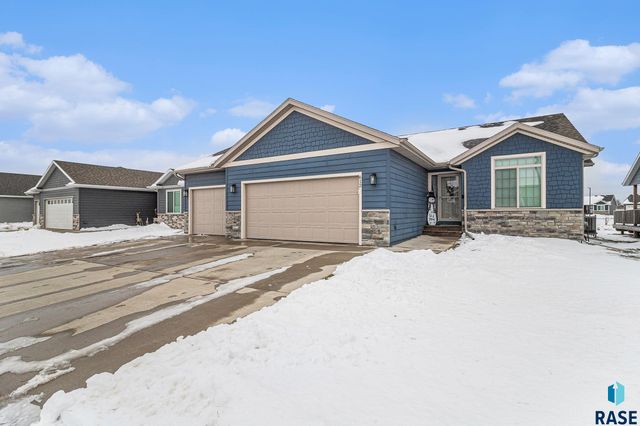 612 Prairieside Trl Trail, Harrisburg, SD 57032
