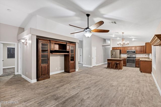 41626 N RANCH Drive, San Tan Valley, AZ 85140
