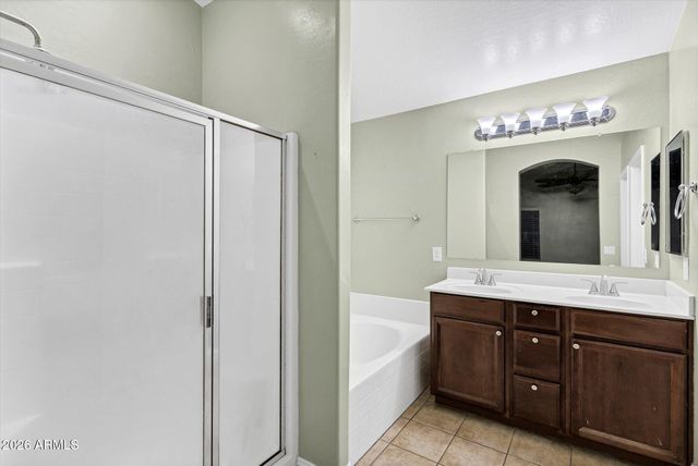 41626 N RANCH Drive, San Tan Valley, AZ 85140