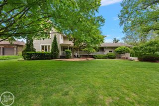 88 Aspinwall Drive, Troy, MI 48098