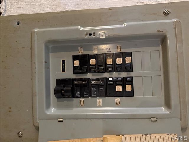 812 Kehrs Mill Road, Ballwin, MO 63011