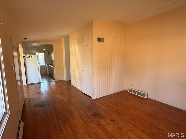 812 Kehrs Mill Road, Ballwin, MO 63011