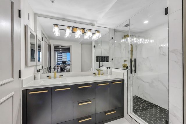 1111 Caroline Street 2903, Houston, TX 77010