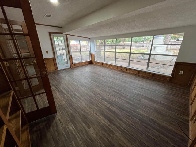 7205 SW 37TH Avenue, Amarillo, TX 79109