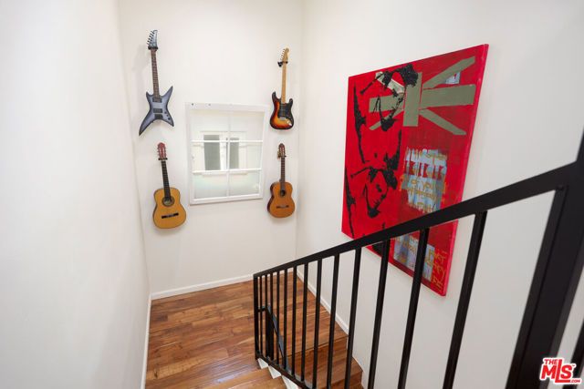 3247 Descanso Drive, Los Angeles, CA 90026