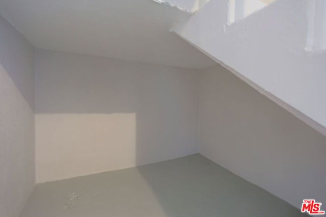 3247 Descanso Drive, Los Angeles, CA 90026