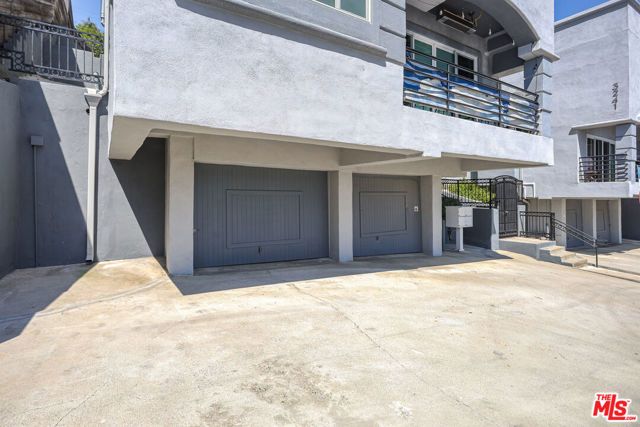 3247 Descanso Drive, Los Angeles, CA 90026