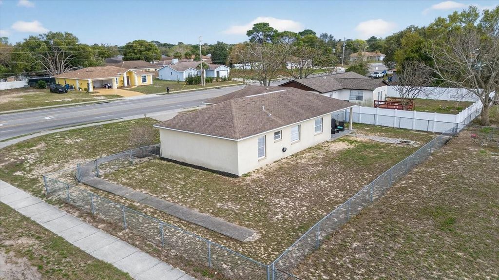 Image 2 of property listing at 5501 MARINER BOULEVARD, Spring Hill, FL 34609