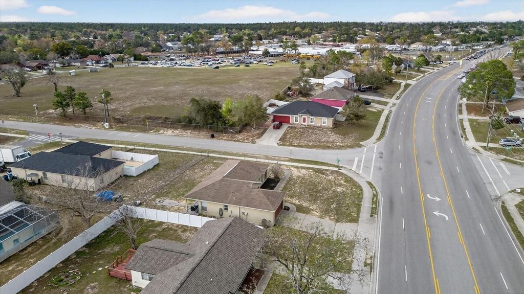 Image 4 of property listing at 5501 MARINER BOULEVARD, Spring Hill, FL 34609