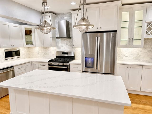 11 South Mason 6, Salem, MA 01970