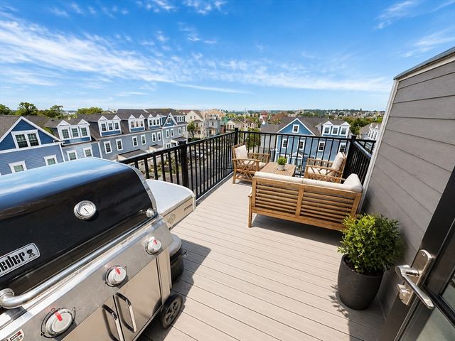 11 South Mason 6, Salem, MA 01970