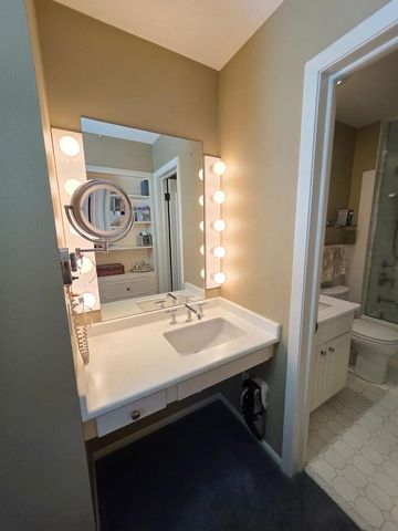 776 Upper Colonial Drive, Mendota Heights, MN 55118