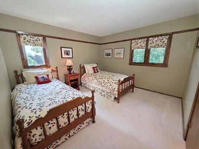 776 Upper Colonial Drive, Mendota Heights, MN 55118