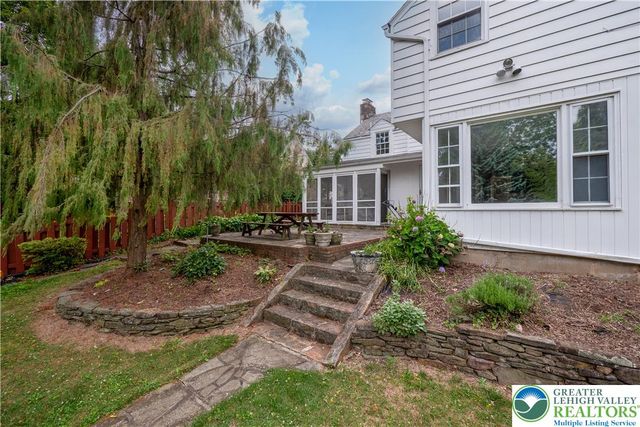1020 Highland Avenue, Bethlehem City, PA 18018