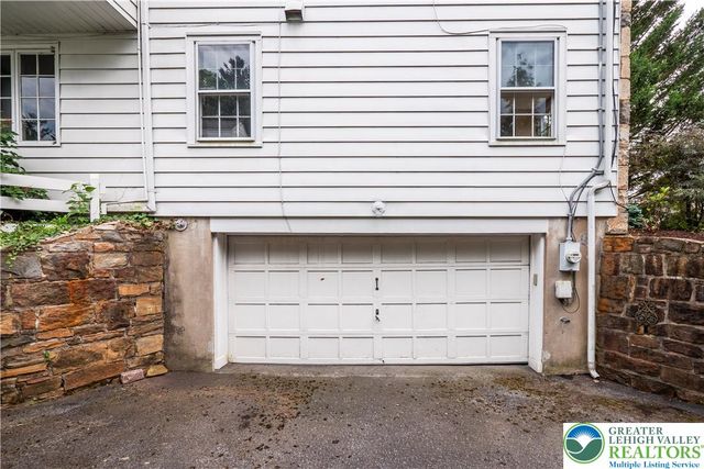 1020 Highland Avenue, Bethlehem City, PA 18018