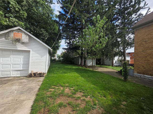 19 E 30TH Street, Erie, PA 16504