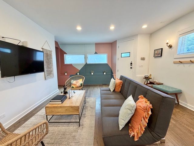 1419 N Paulina Street, Chicago, IL 60622