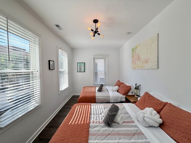 1419 N Paulina Street, Chicago, IL 60622