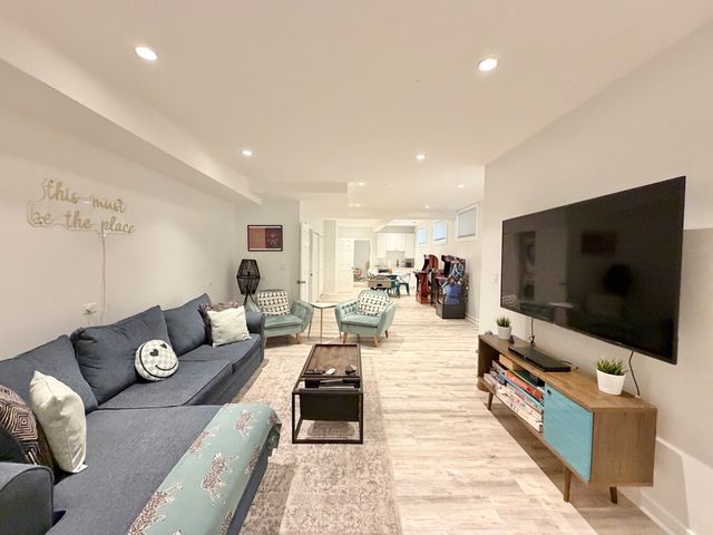 1419 N Paulina Street, Chicago, IL 60622