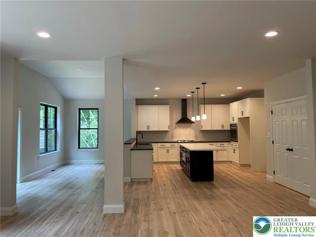 Hottle Road, Springfield Twp, PA 18036