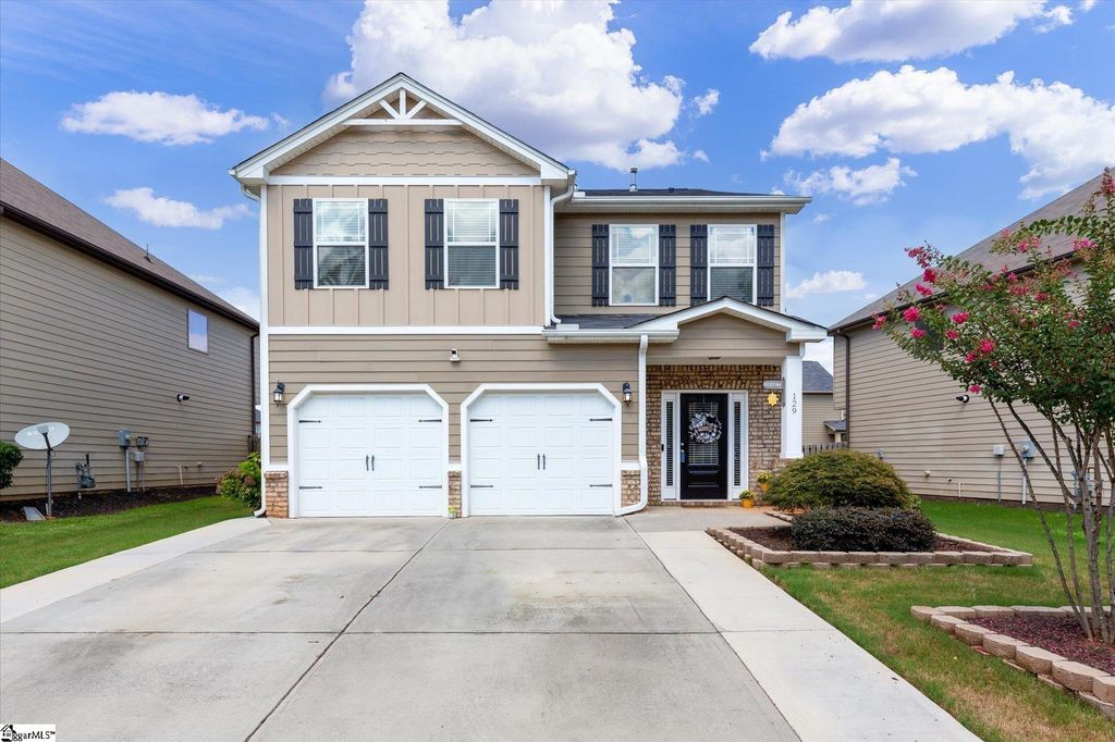129 Deer Drive, Greenville, SC 29611