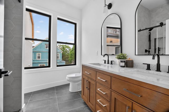 22 Spring Hill Terrace 22, Somerville, MA 02143