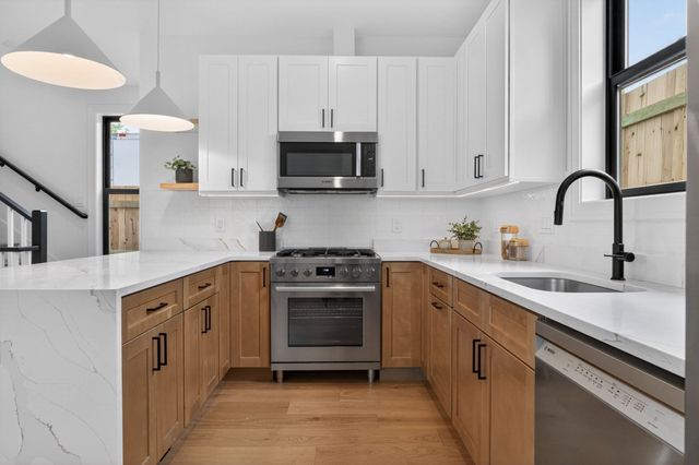22 Spring Hill Terrace 22, Somerville, MA 02143