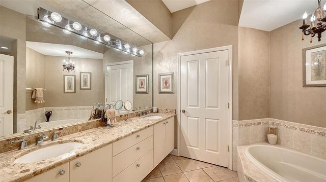 5255 BOUCHARD CIRCLE 102, Sarasota, FL 34238