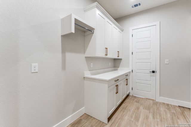 113 Pioneer Trail, Adkins, TX 78101