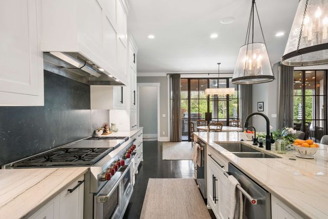 3910 Wayland Drive, Nashville, TN 37215