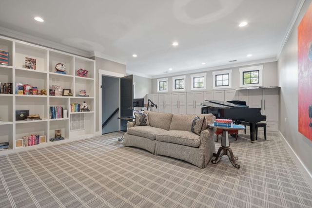 3910 Wayland Drive, Nashville, TN 37215