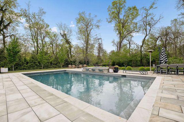3910 Wayland Drive, Nashville, TN 37215