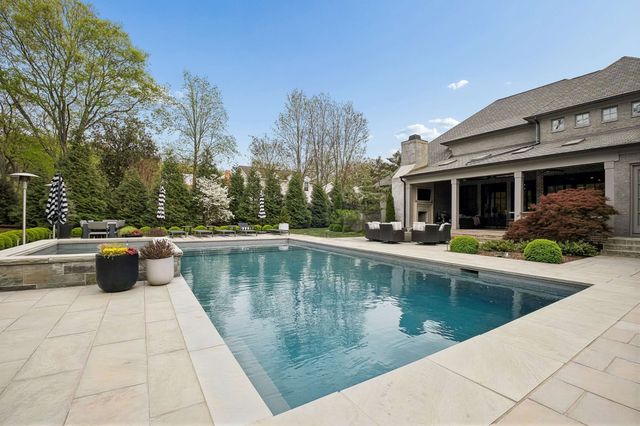 3910 Wayland Drive, Nashville, TN 37215