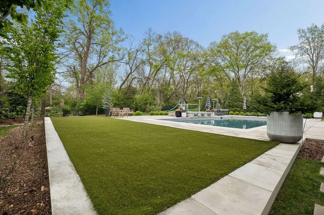 3910 Wayland Drive, Nashville, TN 37215