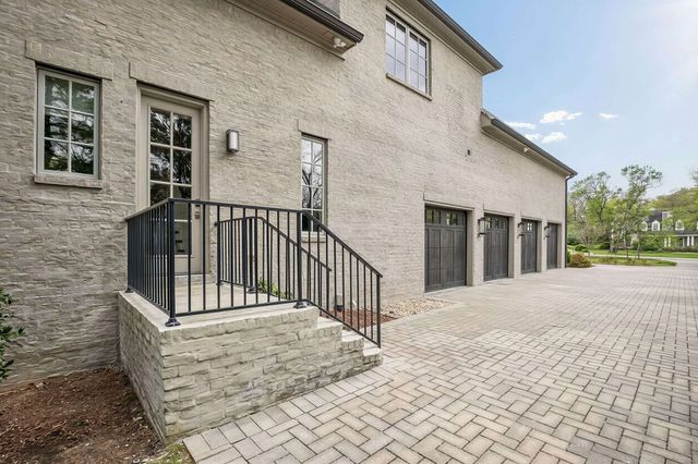 3910 Wayland Drive, Nashville, TN 37215