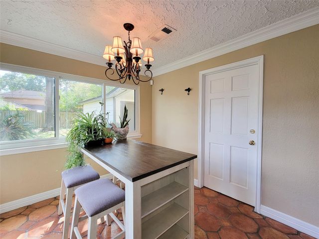 9111 New Forest Road, Spring, TX 77379