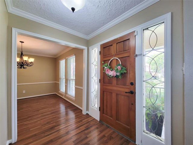 9111 New Forest Road, Spring, TX 77379