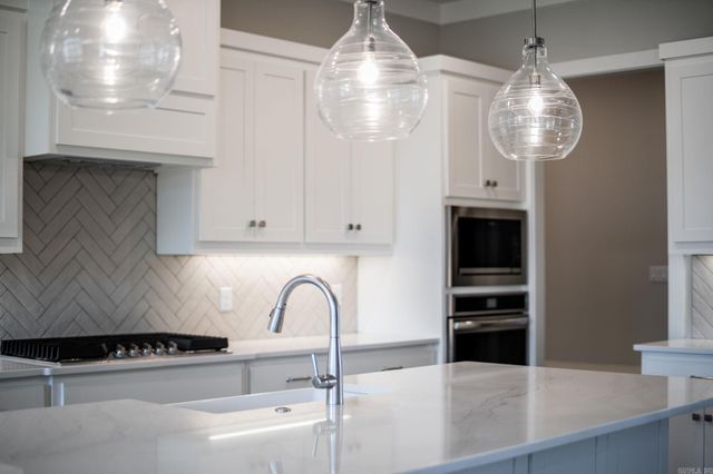 514 Corondelet Lane, Maumelle, AR 72113