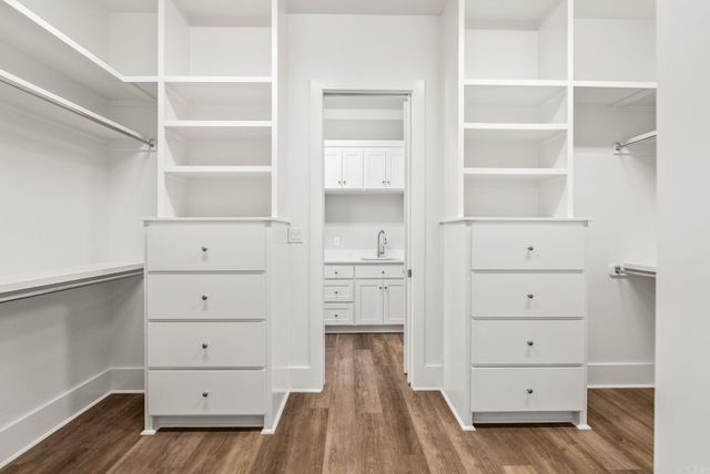 514 Corondelet Lane, Maumelle, AR 72113