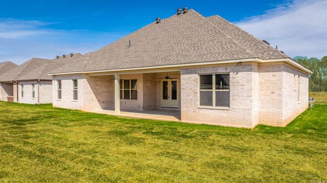 514 Corondelet Lane, Maumelle, AR 72113