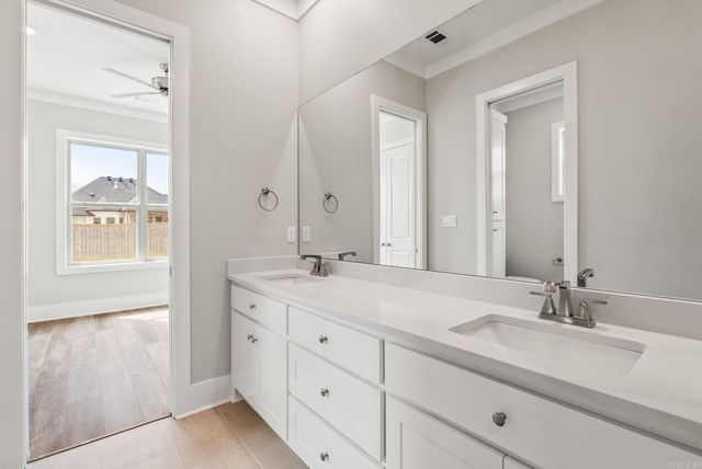 514 Corondelet Lane, Maumelle, AR 72113