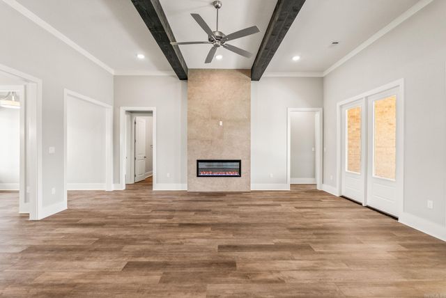 514 Corondelet Lane, Maumelle, AR 72113