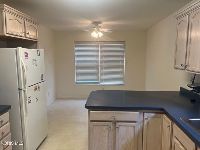 4845 Waterbury Lane, Maumee, OH 43537