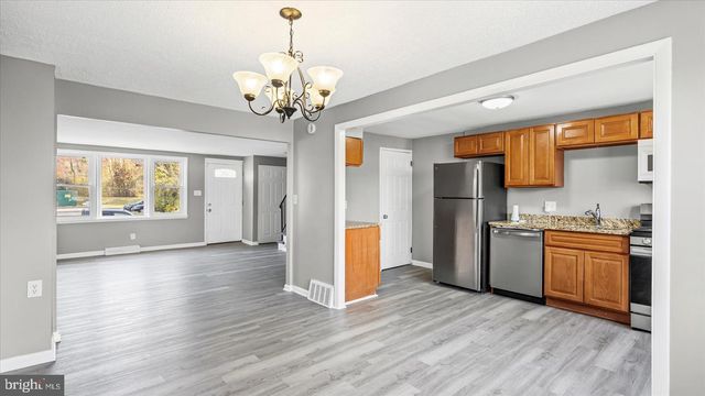 5454 CEDONIA AVE, Baltimore, MD 21206