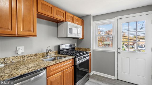 5454 CEDONIA AVE, Baltimore, MD 21206