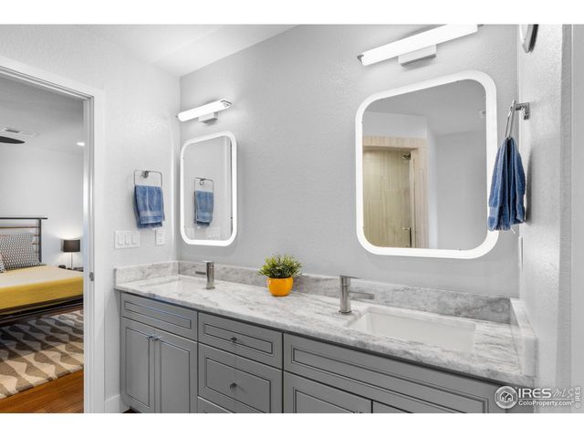 785 Dexter St, Denver, CO 80220