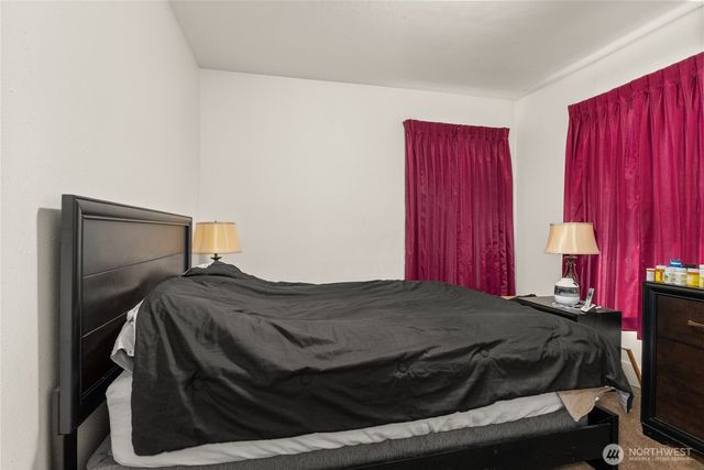 245 SE Washington Avenue, Chehalis, WA 98532