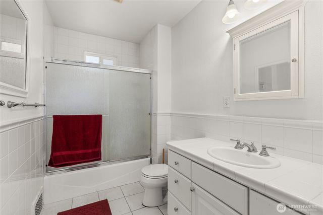 245 SE Washington Avenue, Chehalis, WA 98532