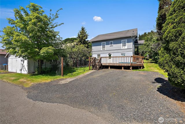 245 SE Washington Avenue, Chehalis, WA 98532